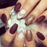 maroon chevron white
