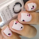 light nude dots
